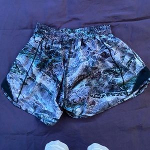 Lu lu lemon shorts